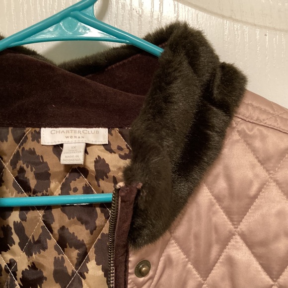 Charter Club Woman Size 1X Gold Quilted Jacket with Leopard Print Lining - Picture 7 of 10